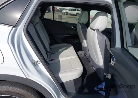 2021 Volkswagen Id.4 Pro S from USA, damaged, VIN WVGTMPE23MP034527